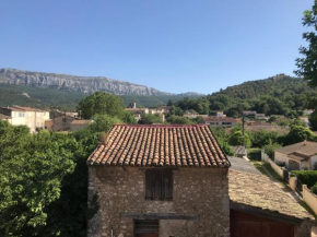 Appartement vue superbe ste Baume